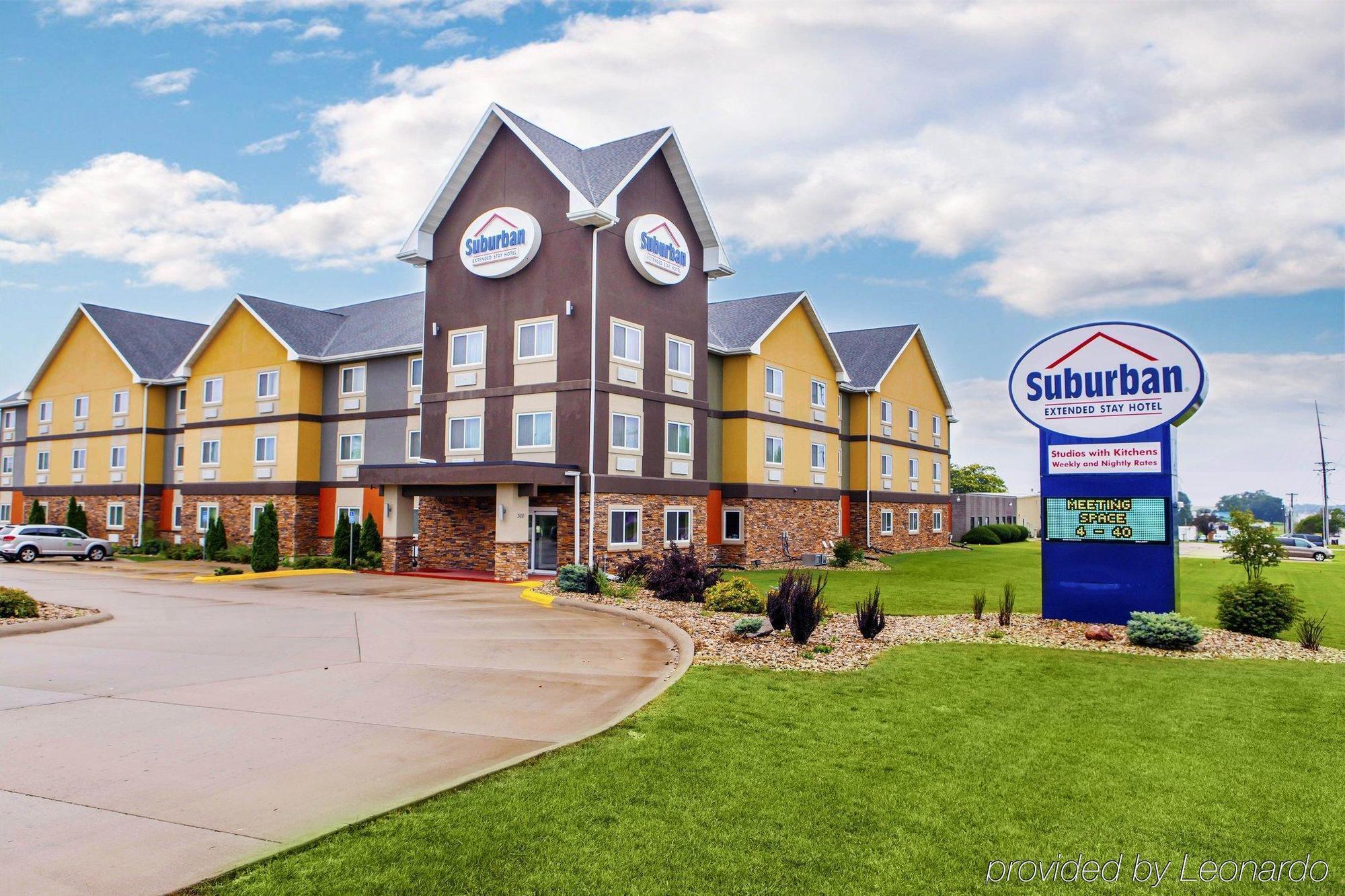 Suburban Studios Cedar Falls Zewnętrze zdjęcie