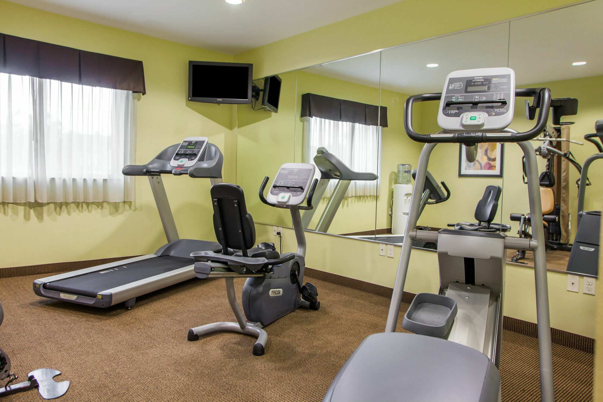 Suburban Studios Cedar Falls Zewnętrze zdjęcie