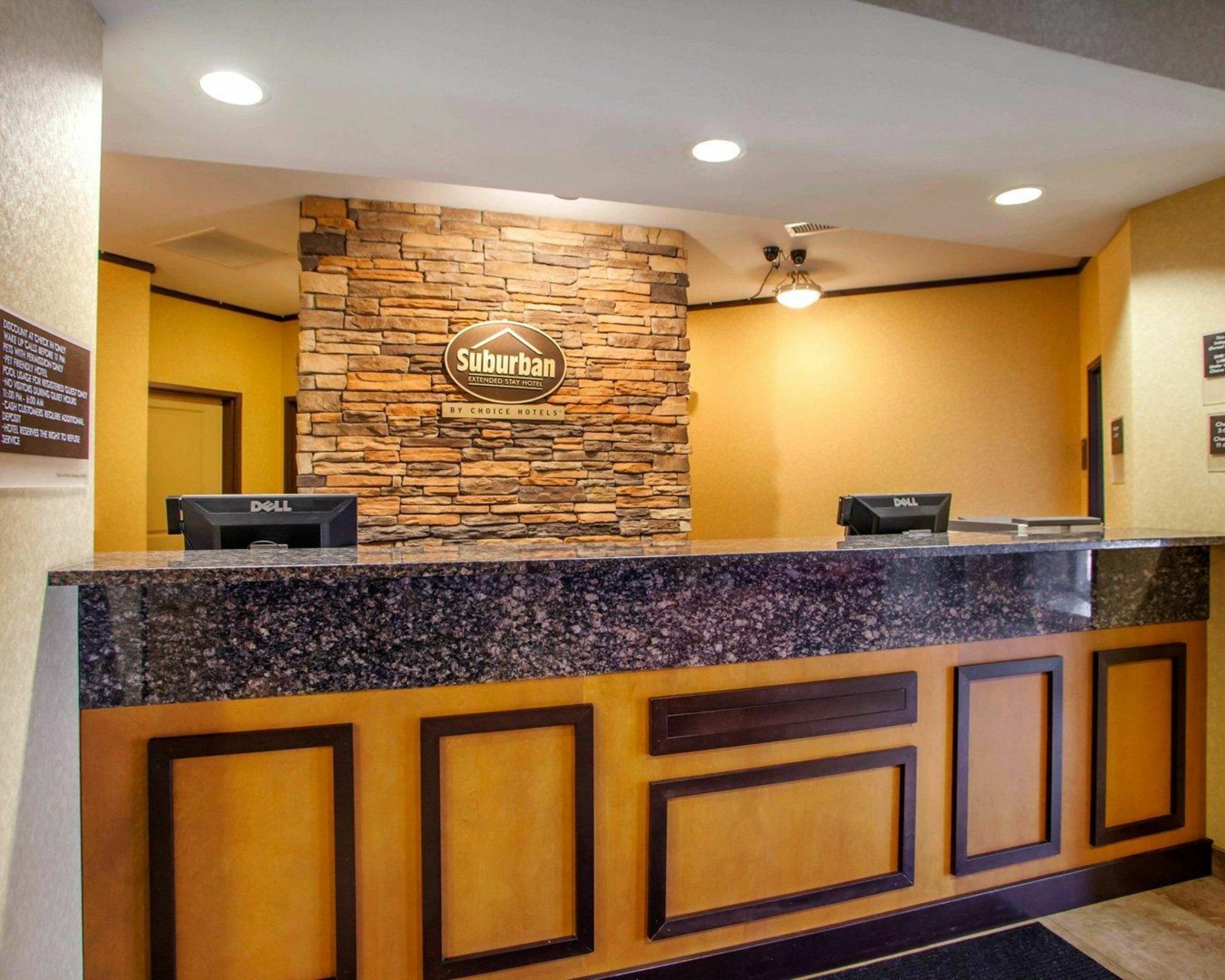 Suburban Studios Cedar Falls Zewnętrze zdjęcie
